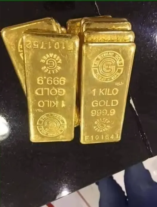 Gold Bars & Nuggets
